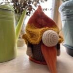 Maple Leaf Gnome